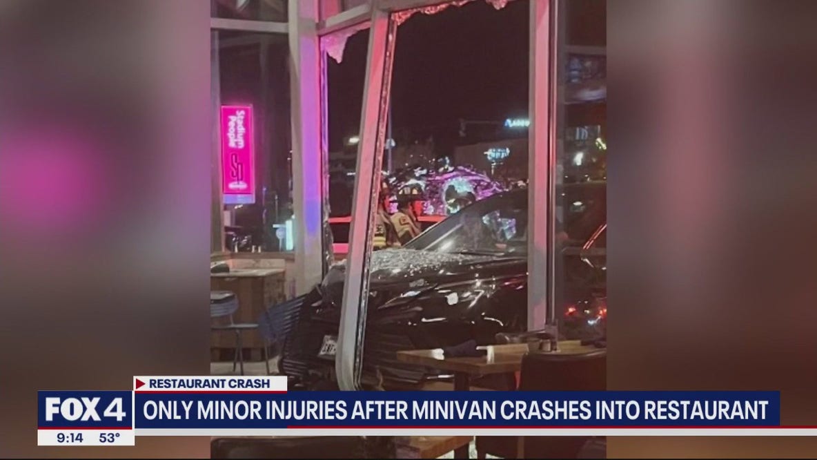 Minivan crashes into restaurant near The Star in Frisco